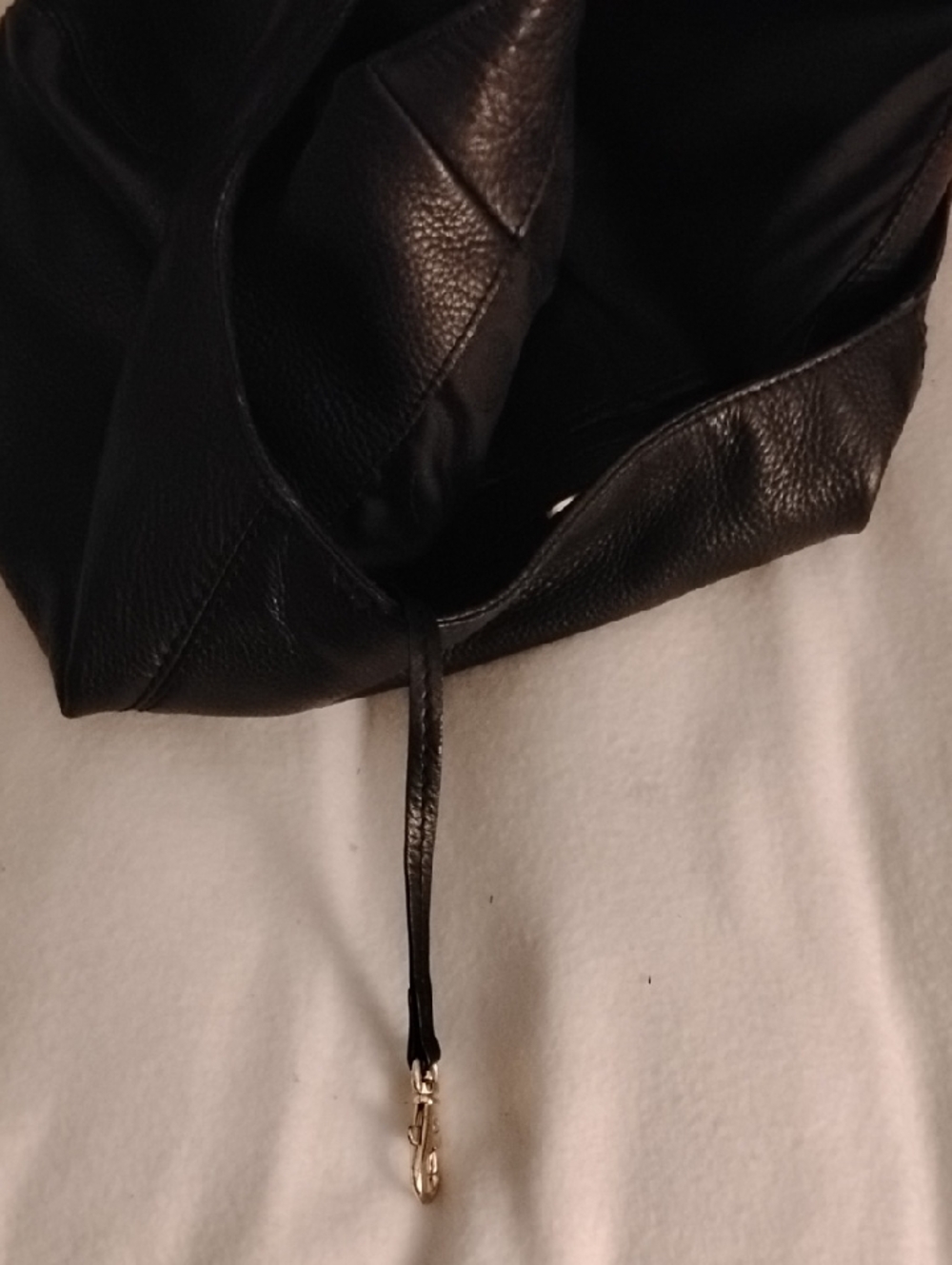 Michael Kors One Strap Shoulder Bag - Picture 5 of 5